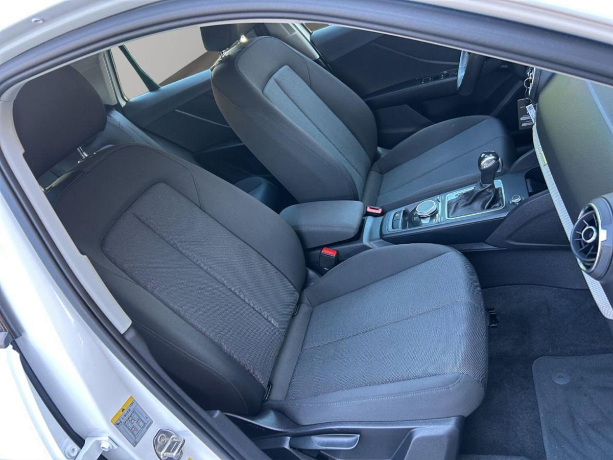 Audi Q2 Q2 35 TDI S tronic S line Edition (20)
