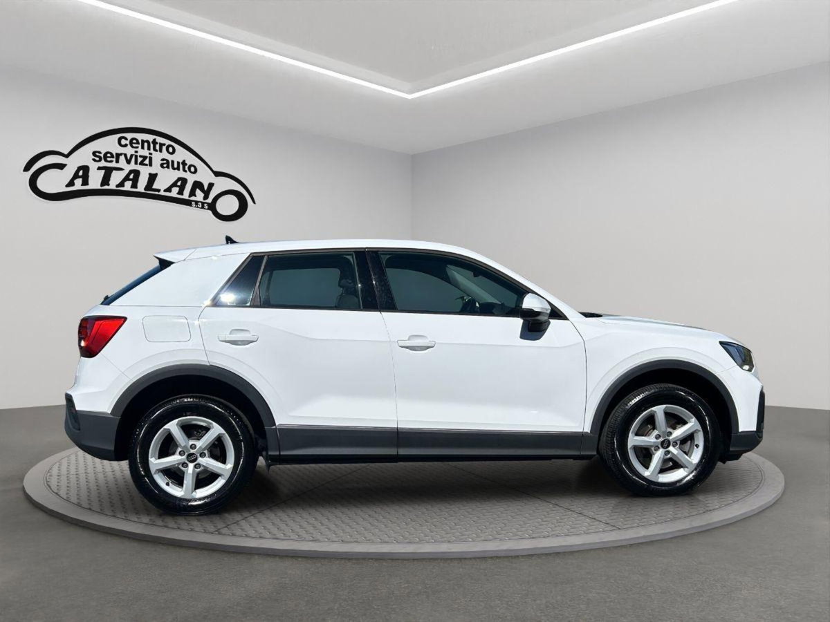 Audi Q2 Q2 35 TDI S tronic S line Edition (6)