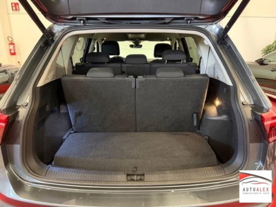 Volkswagen Tiguan Allspace 2.0 tdi R-Line 150cv dsg (15)