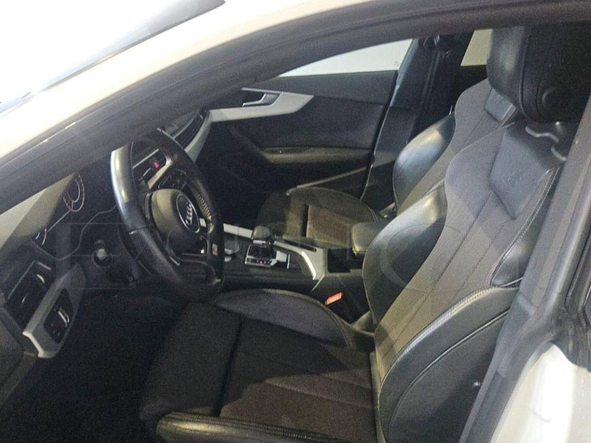 Audi A5 Sportback 2.0 TDI (6)
