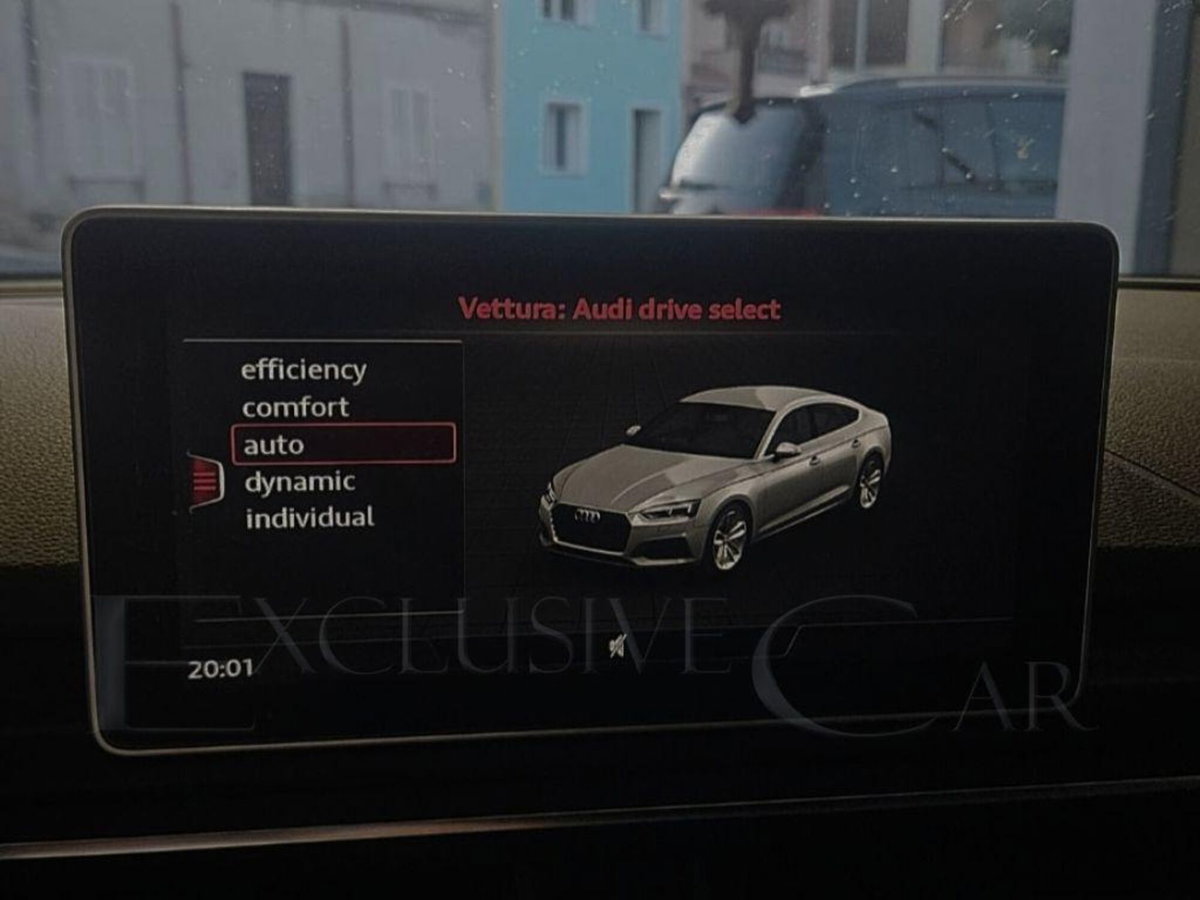 Audi A5 Sportback 2.0 TDI (8)