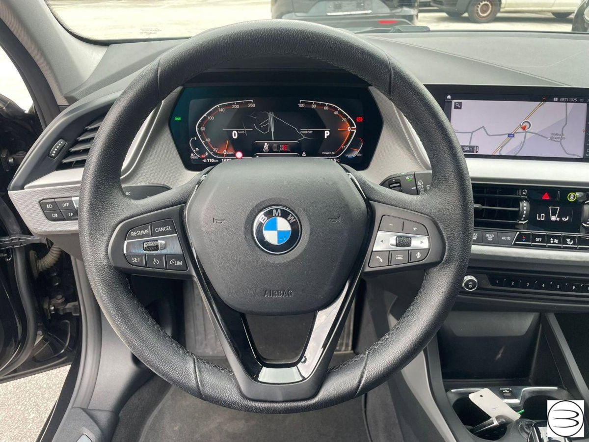 BMW Serie 1 116d 5p. Sport (18)