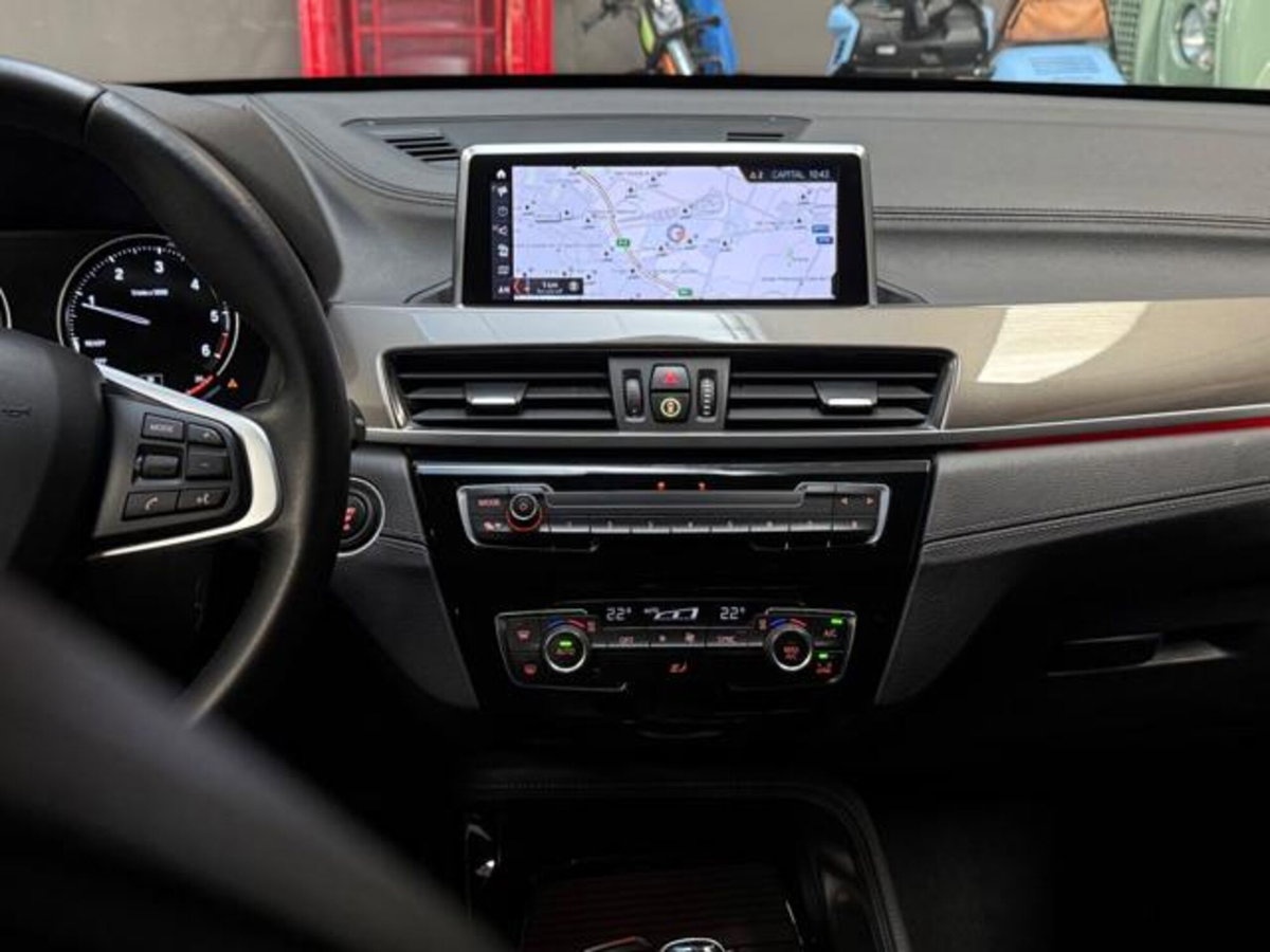 BMW X1 xDrive18d xLine Plus (13)