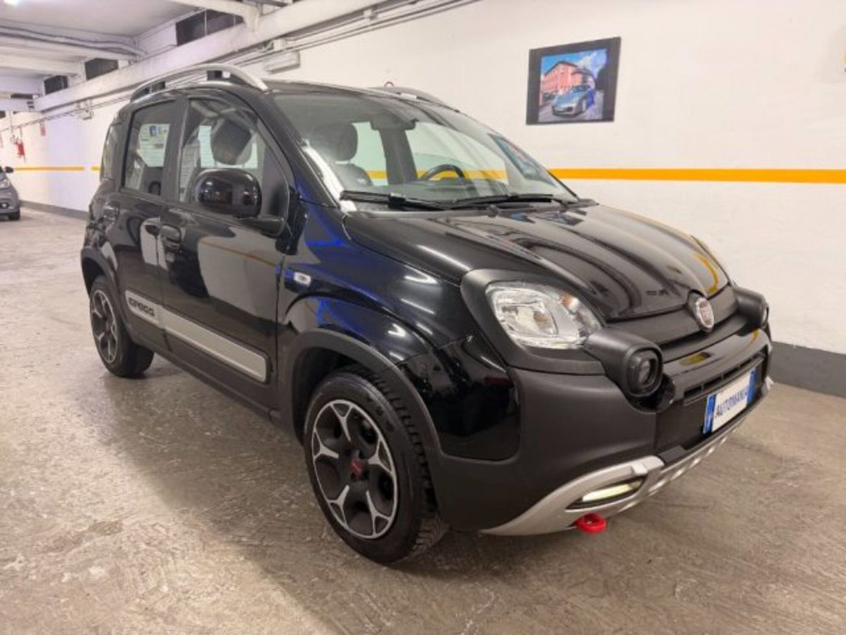 Fiat Panda Cross 1.0 firefly hybrid Cross s&s 70cv 5p.ti (2)