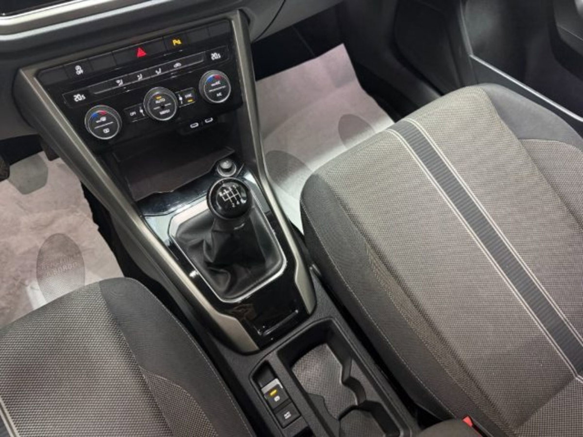 Volkswagen T-Roc 1.0 TSI Style BlueMotion Technology (11)