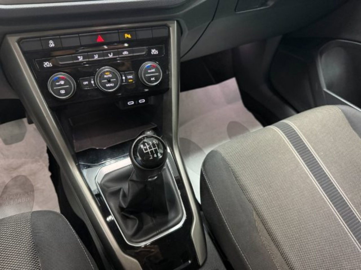 Volkswagen T-Roc 1.0 TSI Style BlueMotion Technology (9)