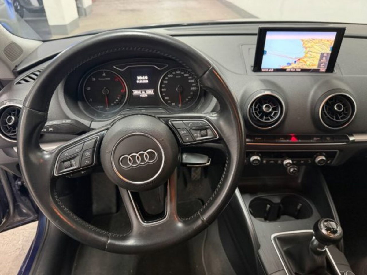 Audi A3 Sportback 1.6 TDI 116 CV Design (5)