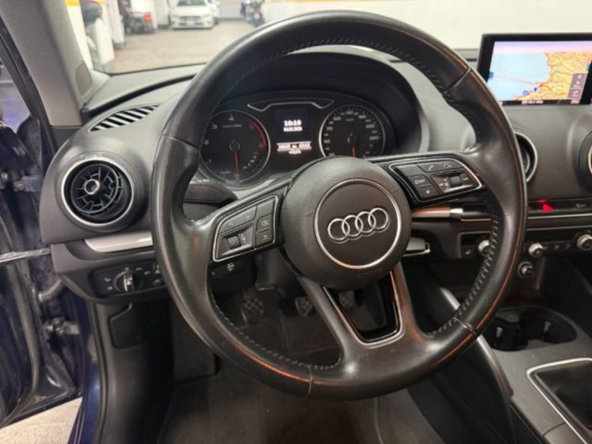Audi A3 Sportback 1.6 TDI 116 CV Design (6)