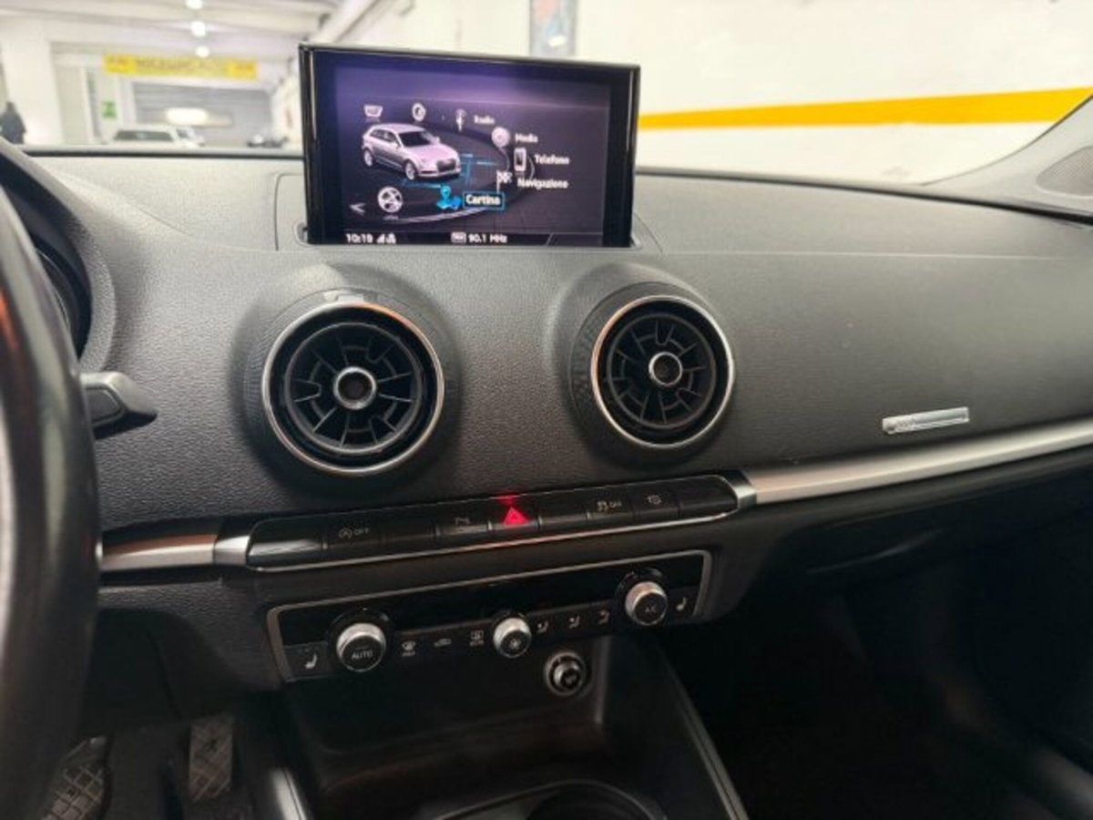 Audi A3 Sportback 1.6 TDI 116 CV Design (9)