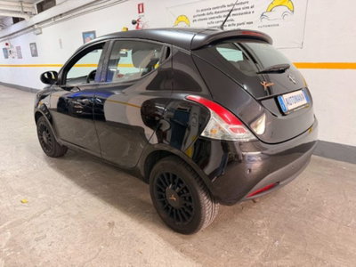 Lancia Ypsilon 1.2 69 CV 5 porte S&S Elefantino Blu (10)