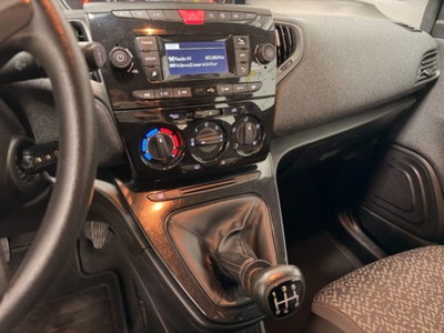 Lancia Ypsilon 1.2 69 CV 5 porte S&S Elefantino Blu (9)
