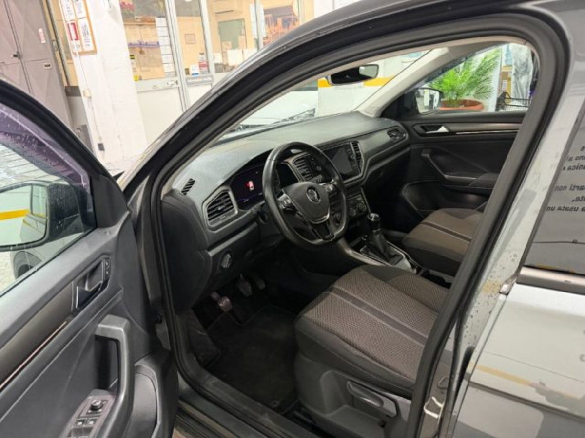 Volkswagen T-Roc 1.6 TDI SCR Style BlueMotion Technology (3)