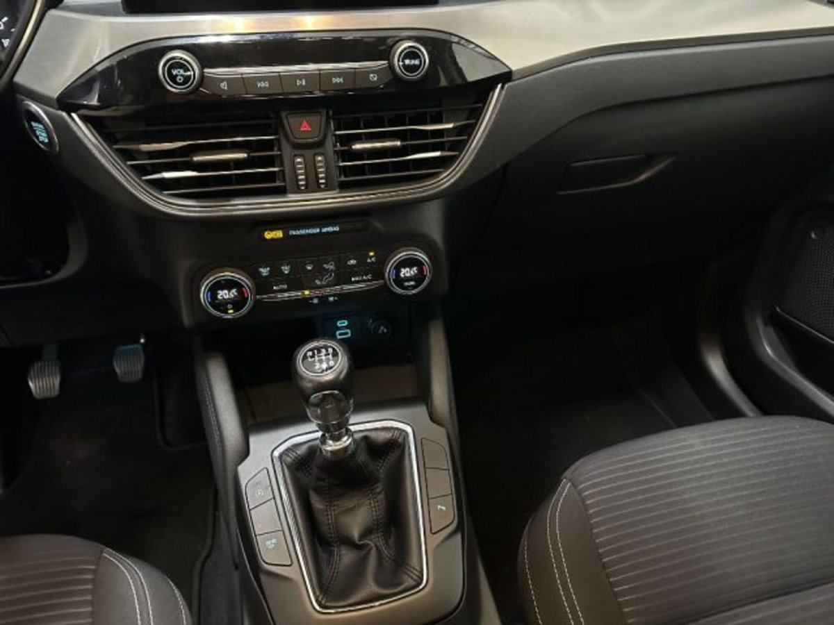 Ford Kuga 1.5 EcoBlue 120 CV aut. 2WD Titanium X (12)