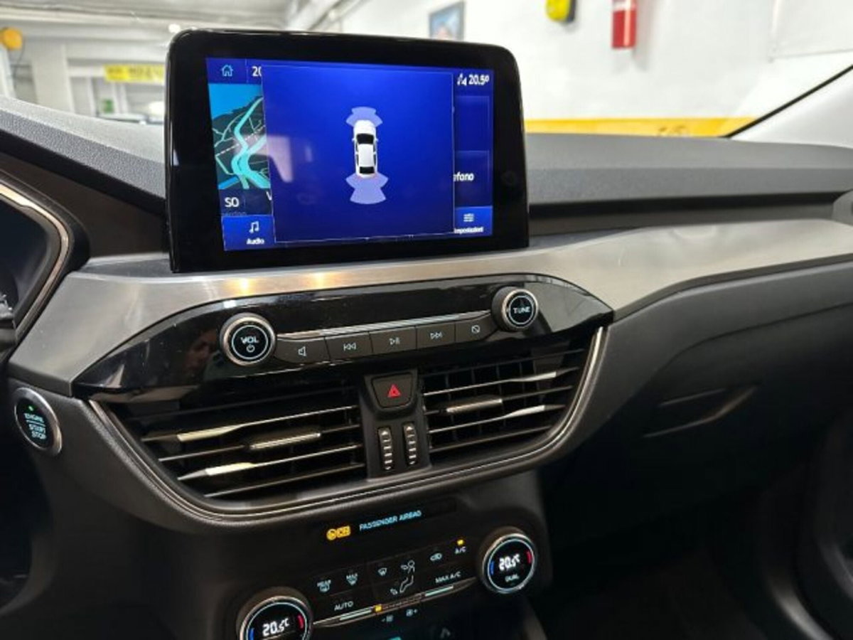 Ford Kuga 1.5 EcoBlue 120 CV aut. 2WD Titanium X (14)