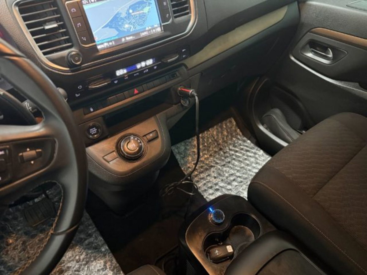 Toyota Proace Verso Verso 2.0d 177cv S&S L2 Executive WAV D 5p.ti auto (13)
