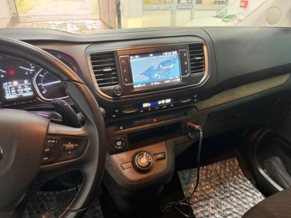 Toyota Proace Verso Verso 2.0d 177cv S&S L2 Executive WAV D 5p.ti auto (14)