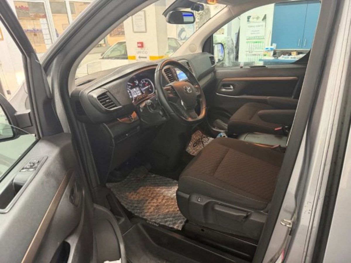 Toyota Proace Verso Verso 2.0d 177cv S&S L2 Executive WAV D 5p.ti auto (5)
