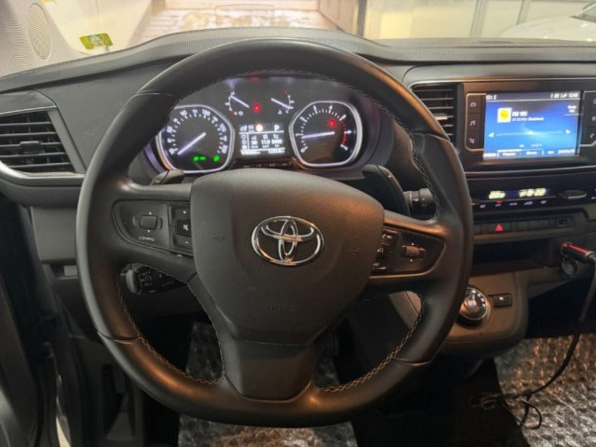 Toyota Proace Verso Verso 2.0d 177cv S&S L2 Executive WAV D 5p.ti auto (8)