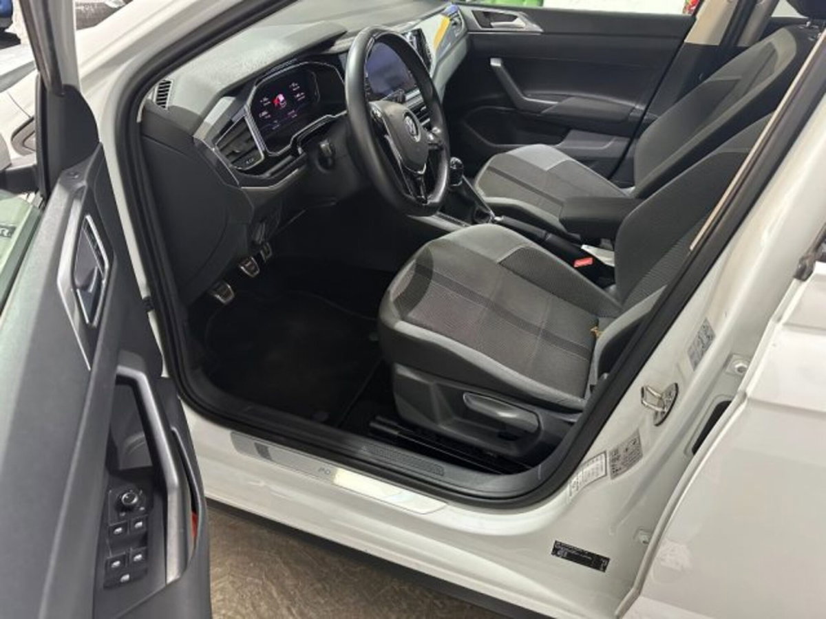Volkswagen Polo 1.6 TDI 95 CV DSG 5p. Highline BlueMotion Tech. (4)