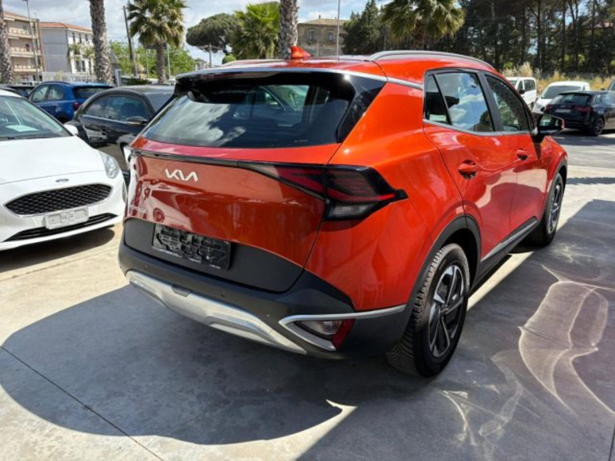 Kia Sportage 1.6 crdi mhev Business dct (4)
