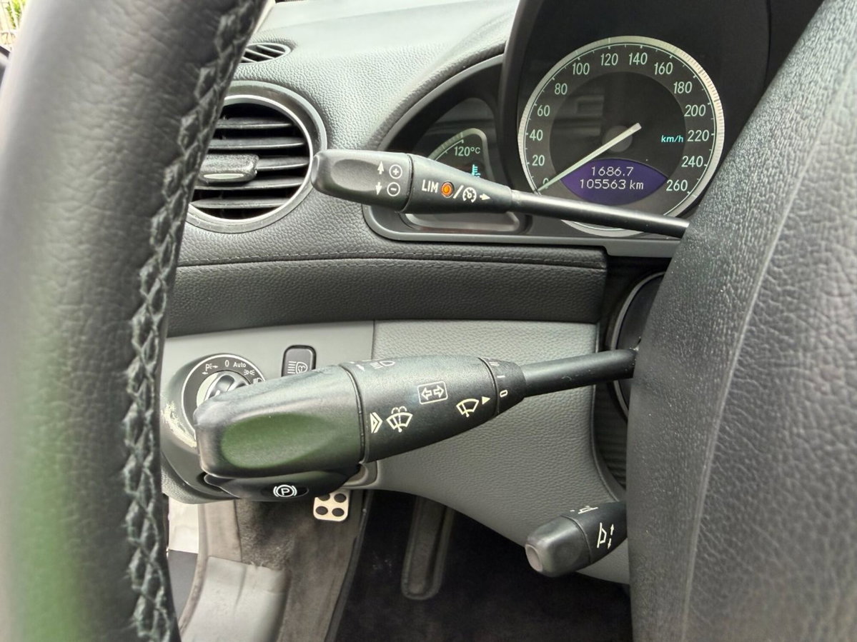 Mercedes-Benz CLS 500 (14)