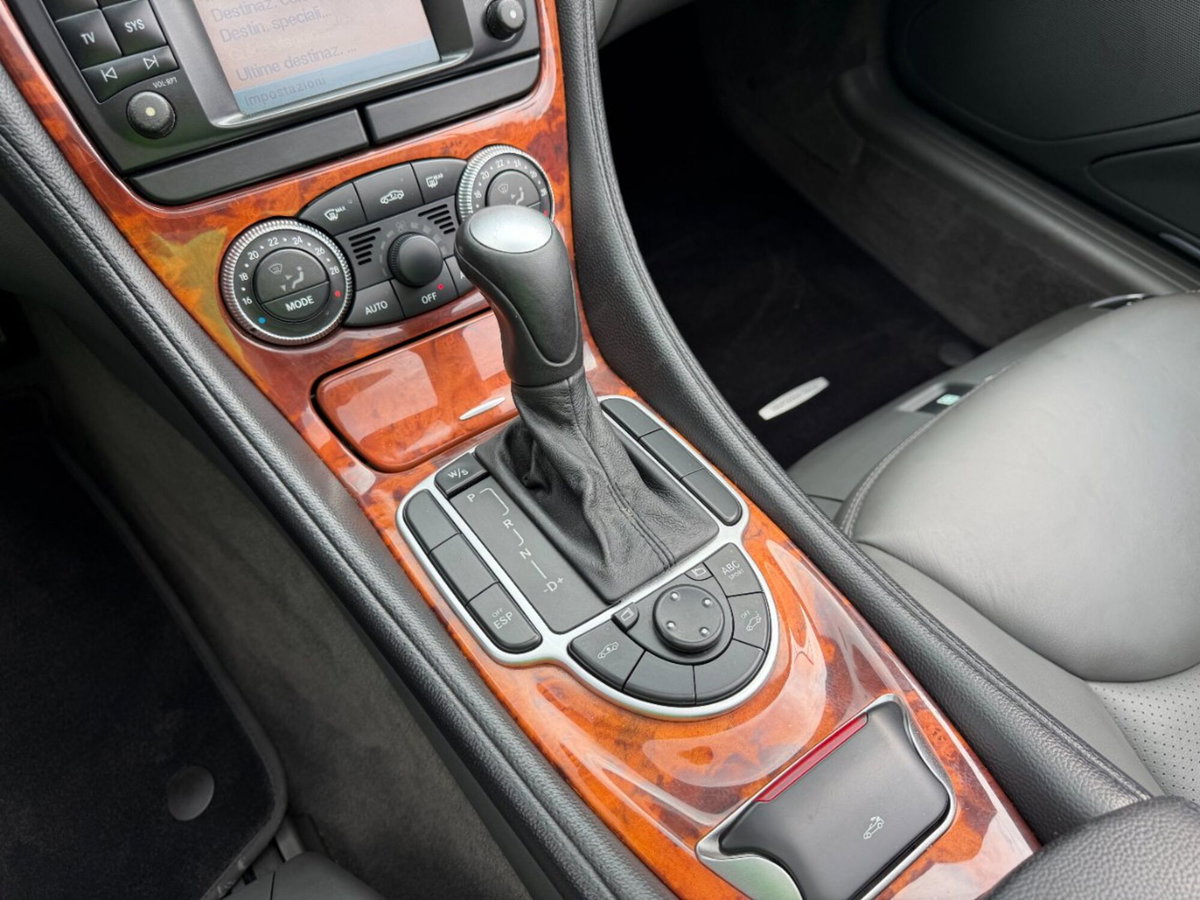 Mercedes-Benz CLS 500 (16)