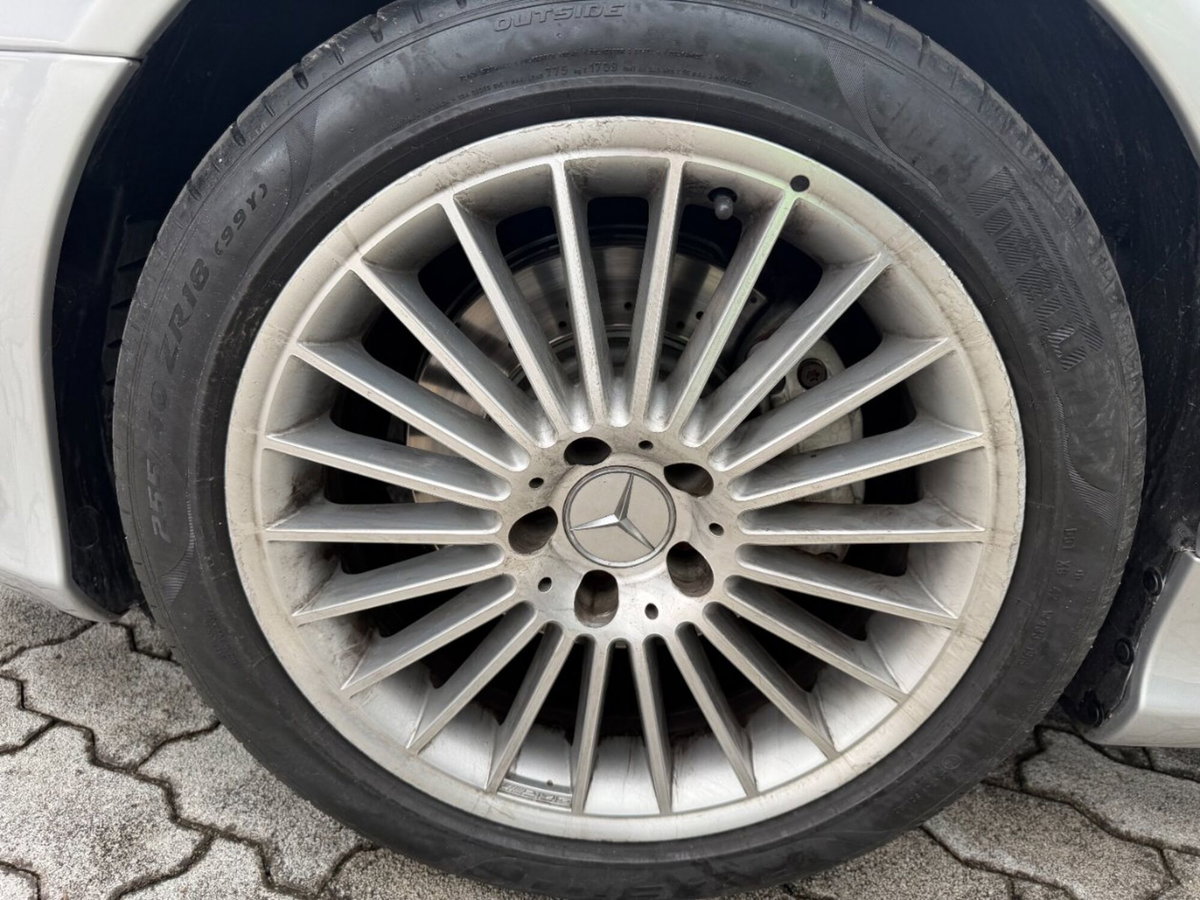 Mercedes-Benz CLS 500 (7)