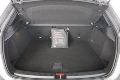 Mercedes-Benz Classe A 250 e Automatic EQ-Power Premium (6)