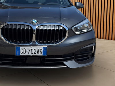 BMW Serie 1 116d 2.0 116CV cat 5 porte Attiva DPF (10)
