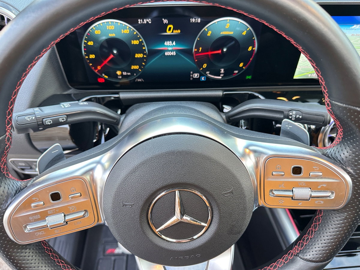 Mercedes-Benz GLA SUV 200 d Automatic Premium (19)