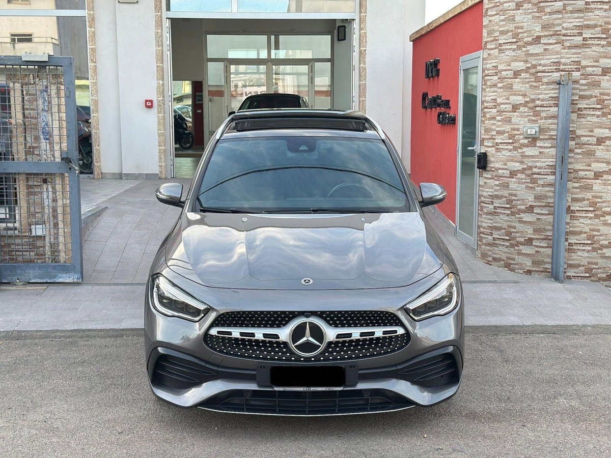 Mercedes-Benz GLA SUV 200 d Automatic Premium (2)
