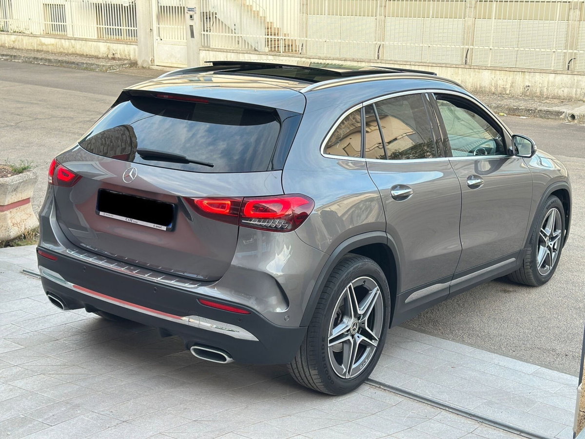 Mercedes-Benz GLA SUV 200 d Automatic Premium (4)