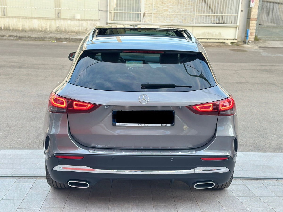 Mercedes-Benz GLA SUV 200 d Automatic Premium (5)