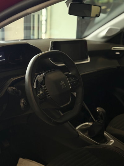 Peugeot 208 PureTech 75 Stop&Start 5 porte Allure (11)