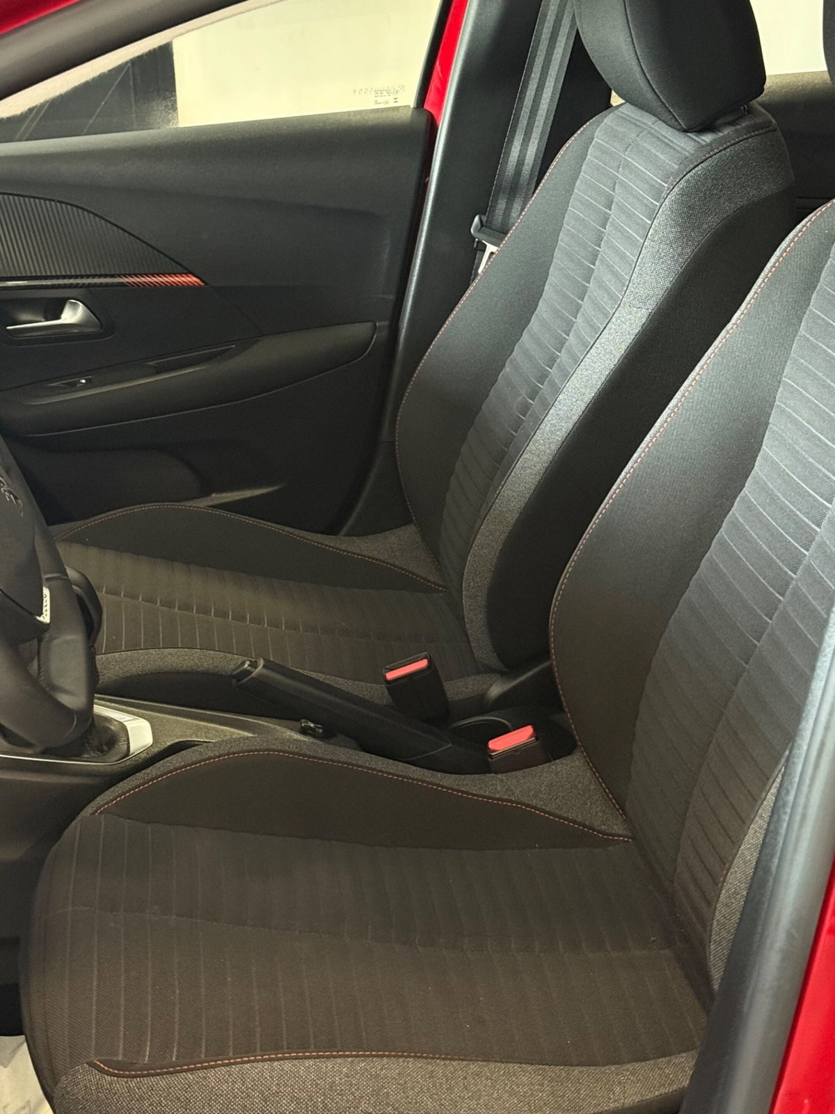Peugeot 208 PureTech 75 Stop&Start 5 porte Allure (8)