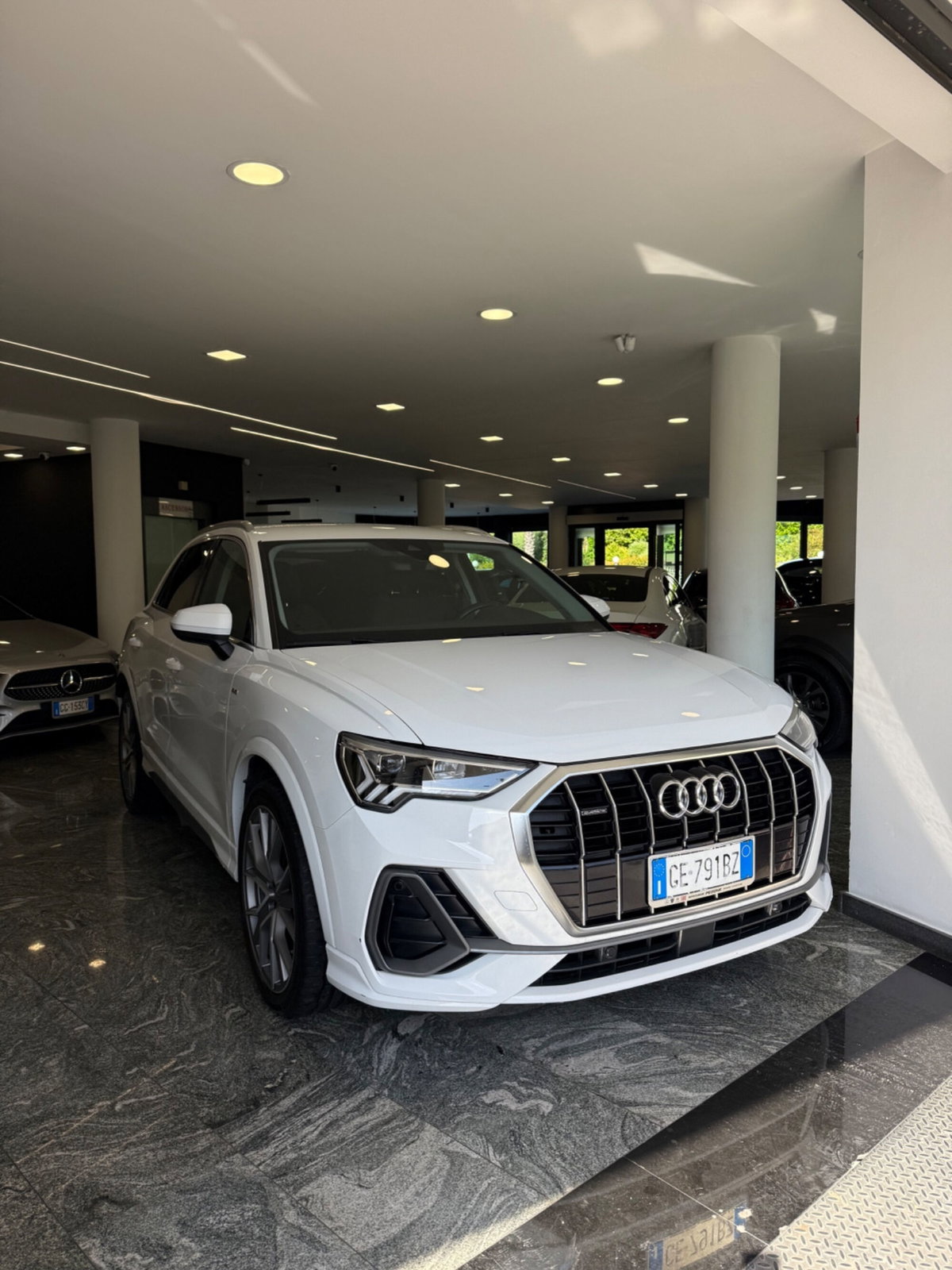 Audi Q3 Sportback 40 TDI quattro S tronic S line edition (3)