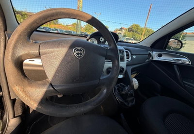 Lancia Ypsilon 1.2 Argento (13)