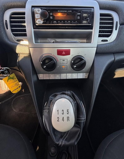 Lancia Ypsilon 1.2 Argento (17)