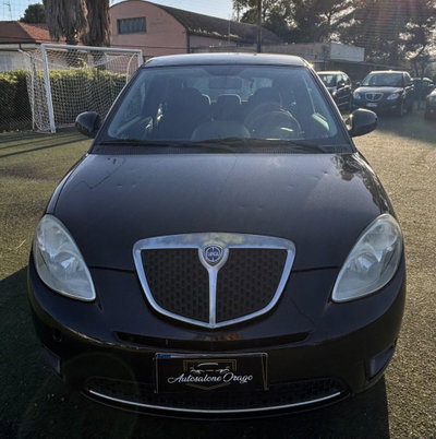 Lancia Ypsilon 1.2 Argento (9)