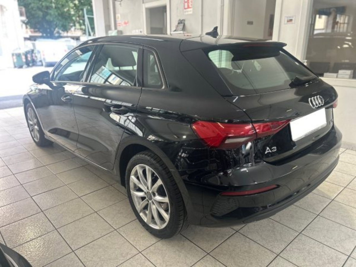 Audi A3 Sportback 30 TDI S tronic Business (4)