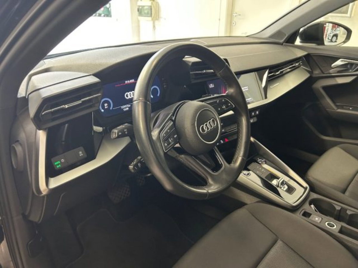 Audi A3 Sportback 30 TDI S tronic Business (8)