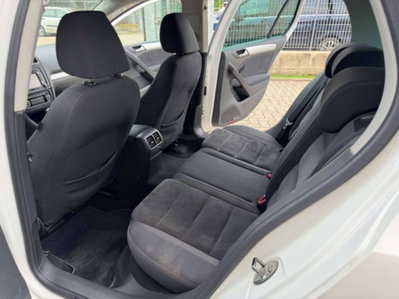 Volkswagen Golf 1.4 TSI 160CV 5p. Highline (11)