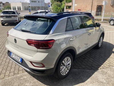 Volkswagen T-Roc 1.0 TSI Life (5)