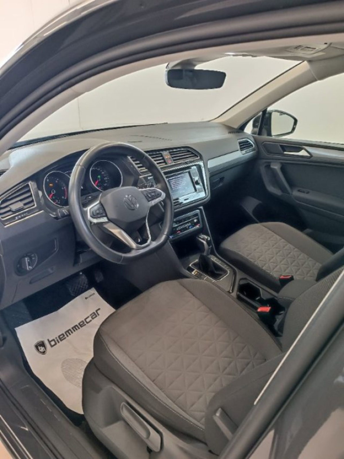 Volkswagen Tiguan 2.0 TDI 150 CV SCR DSG 4MOTION Life (11)