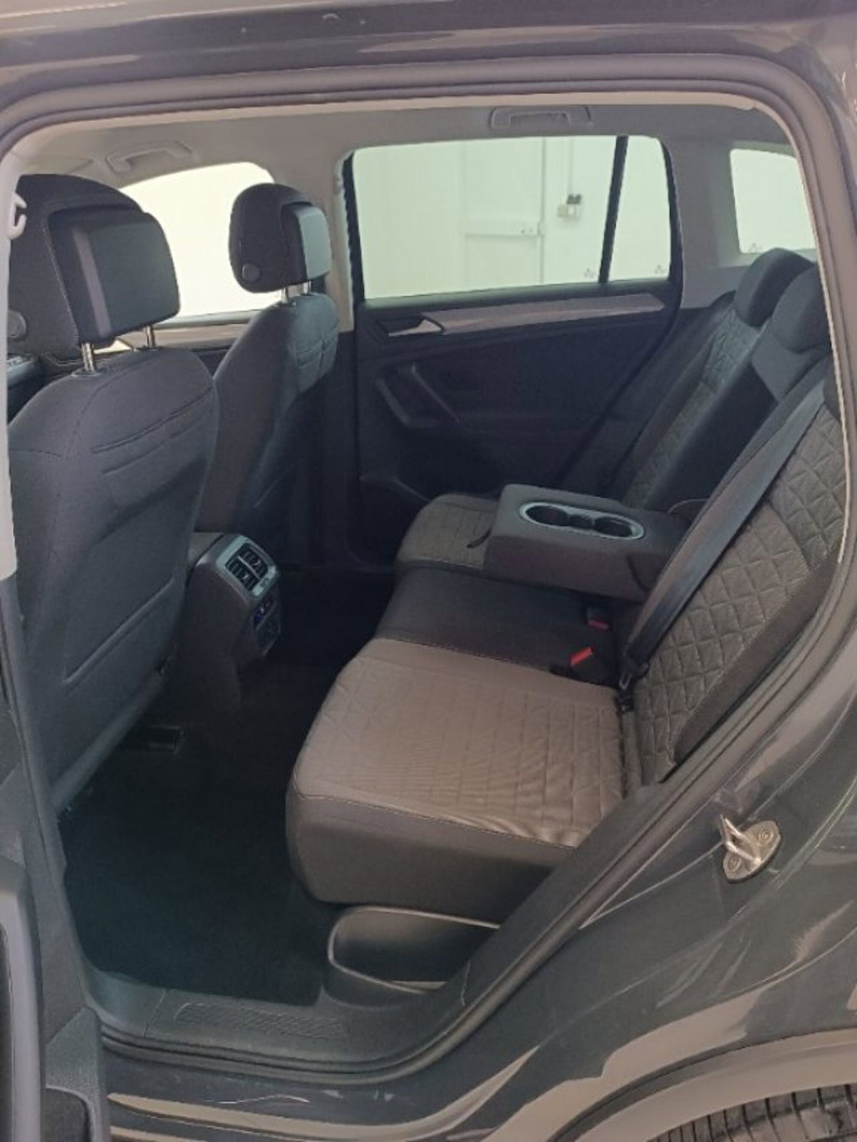Volkswagen Tiguan 2.0 TDI 150 CV SCR DSG 4MOTION Life (12)