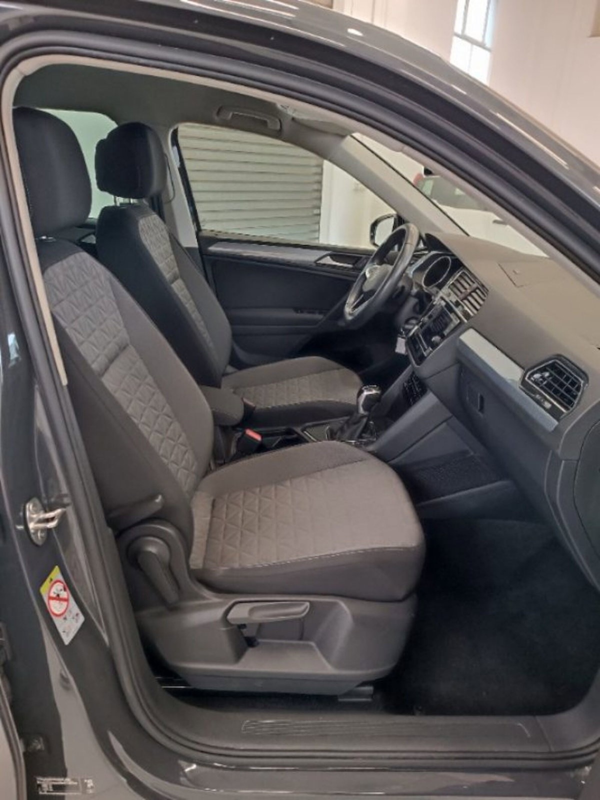 Volkswagen Tiguan 2.0 TDI 150 CV SCR DSG 4MOTION Life (14)