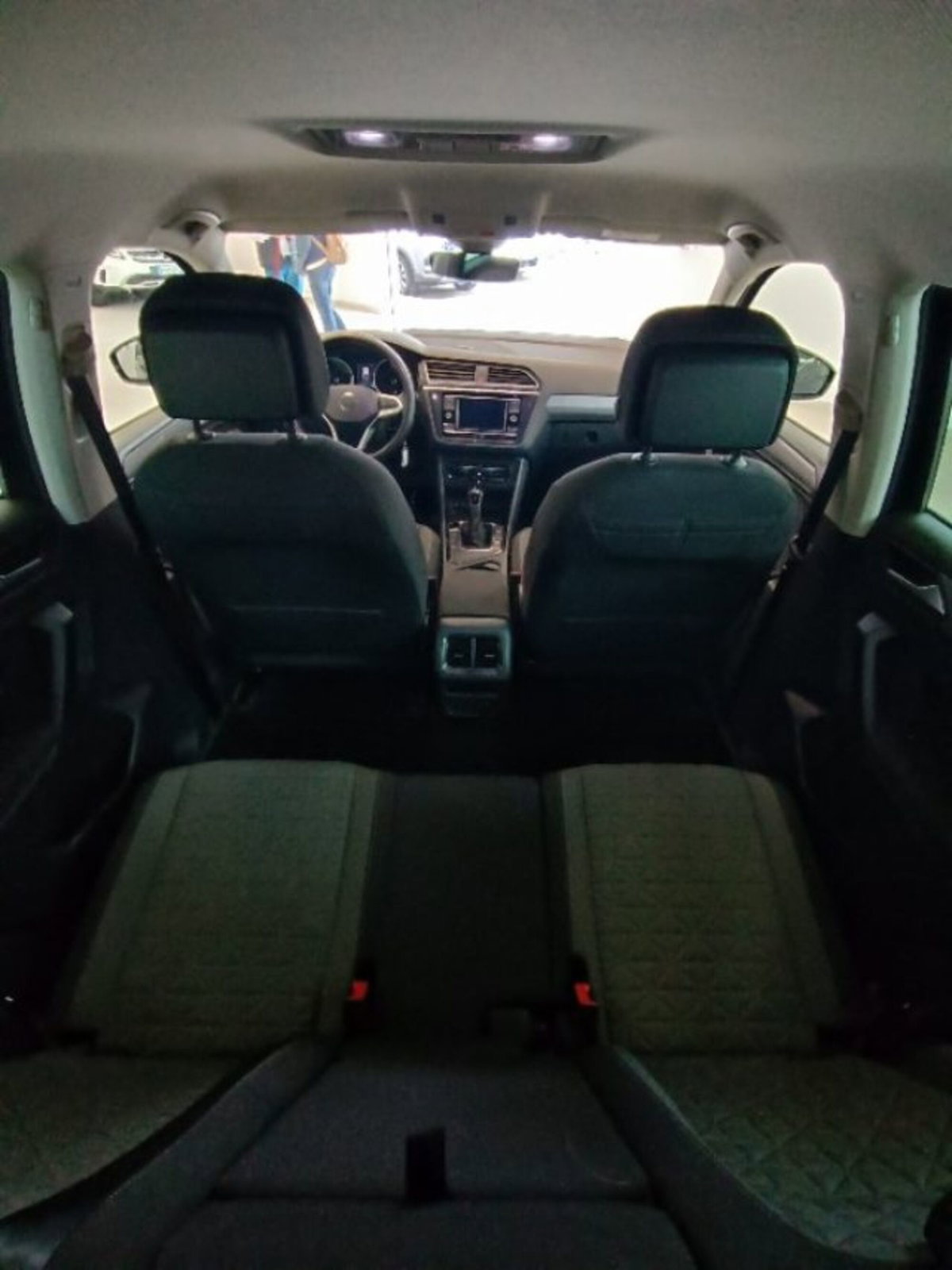 Volkswagen Tiguan 2.0 TDI 150 CV SCR DSG 4MOTION Life (8)