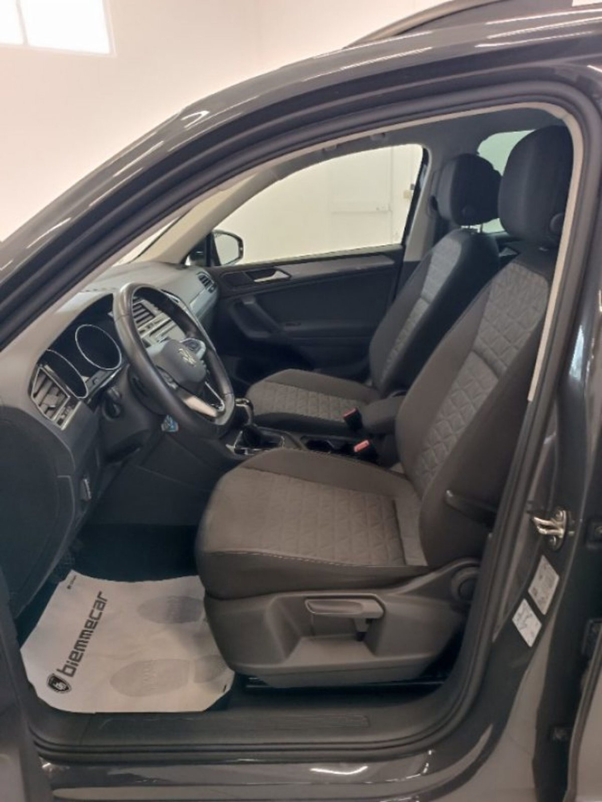 Volkswagen Tiguan 2.0 TDI 150 CV SCR DSG 4MOTION Life (9)