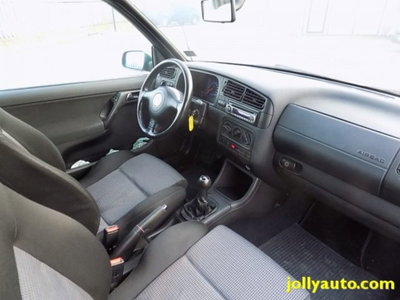 Volkswagen Golf Cabrio 1.6 cat Highline (12)