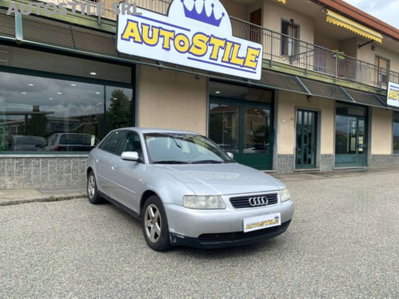 Audi A3 Sportback 1.6 Ambiente (10)